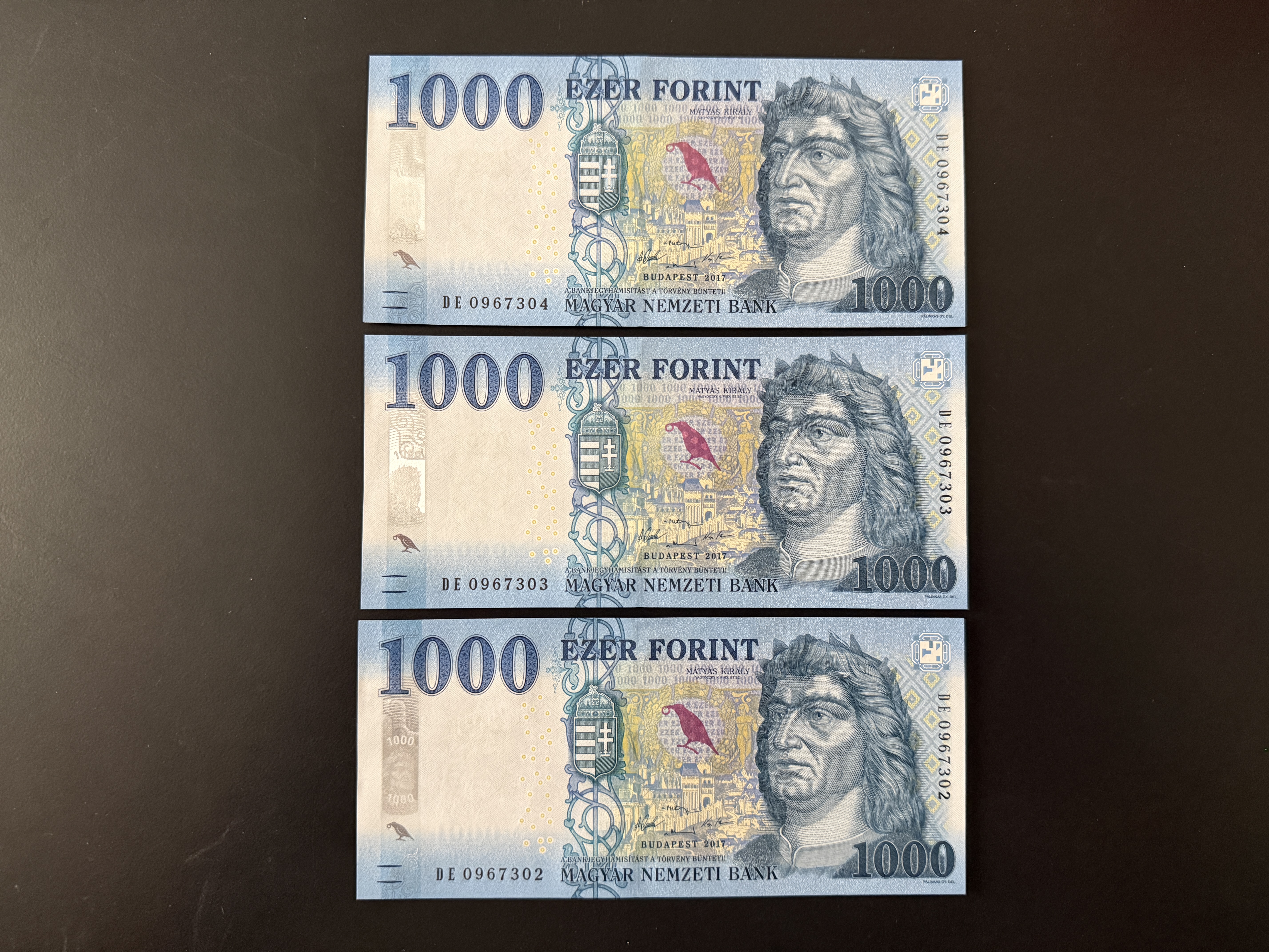 1000 Forint UNC 2017 sorszámkövető 3db DE Adamo F61.4