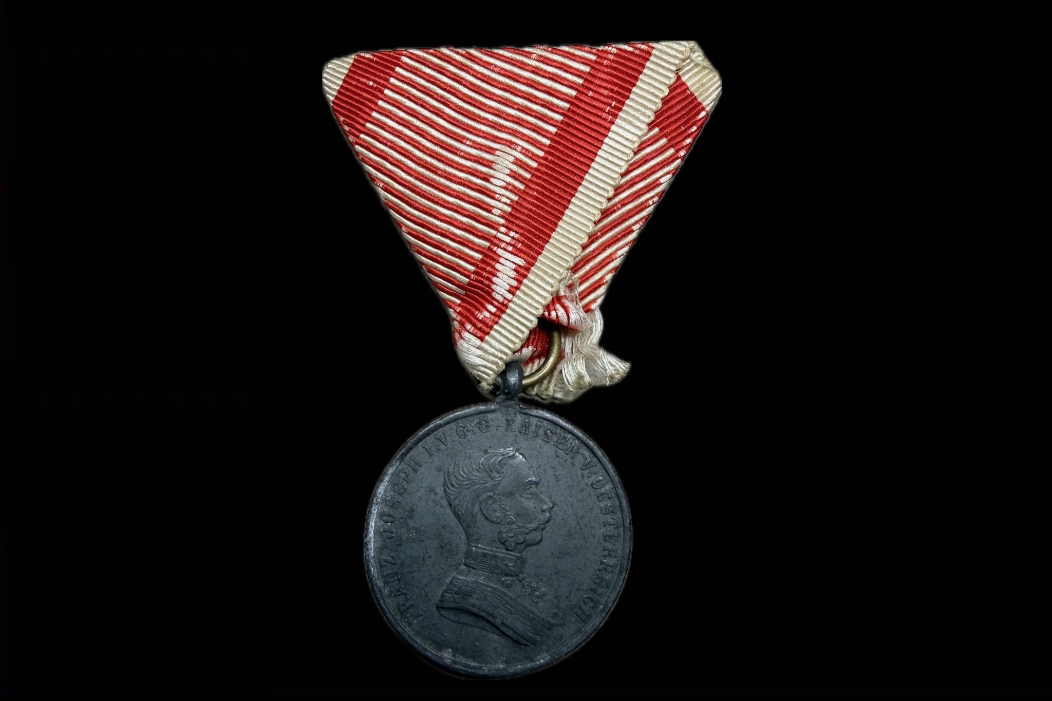 Vitézségi Érem Ferenc József (háború végi anyaghiányos változat)