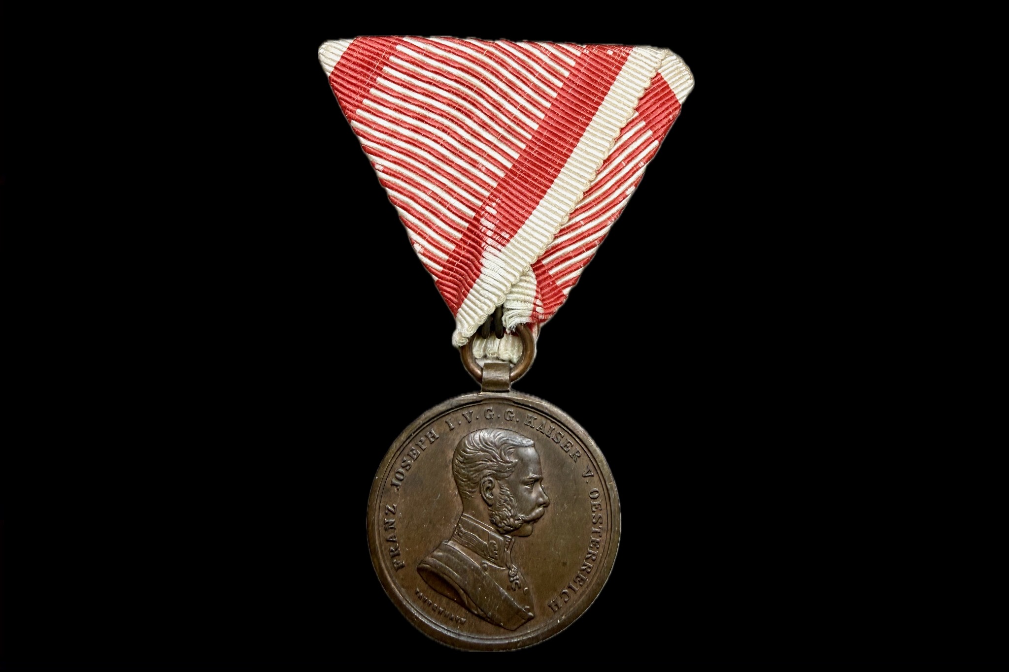 Ferenc József Vitézségi Bronz Érem mellszalagon