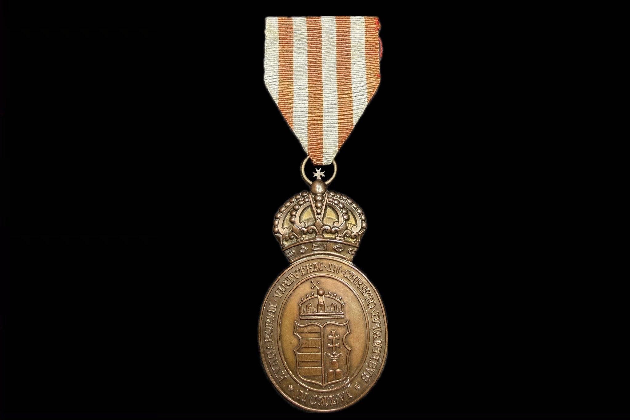 Johannita Lovagrend Lovagkeresztje kitüntetés érdemrend érdemérem 1956