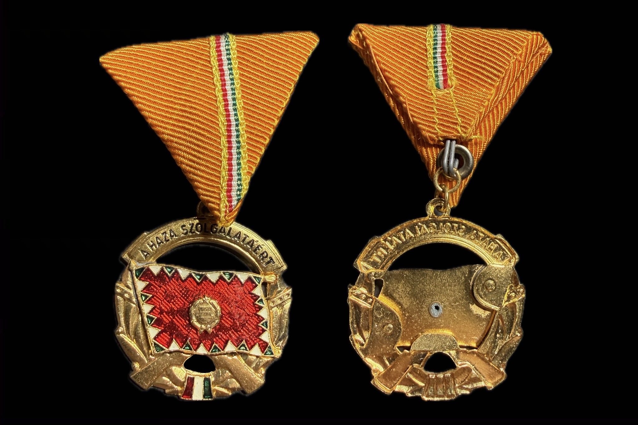 A Haza Szolgálatáért Emlékérem arany fokokozat