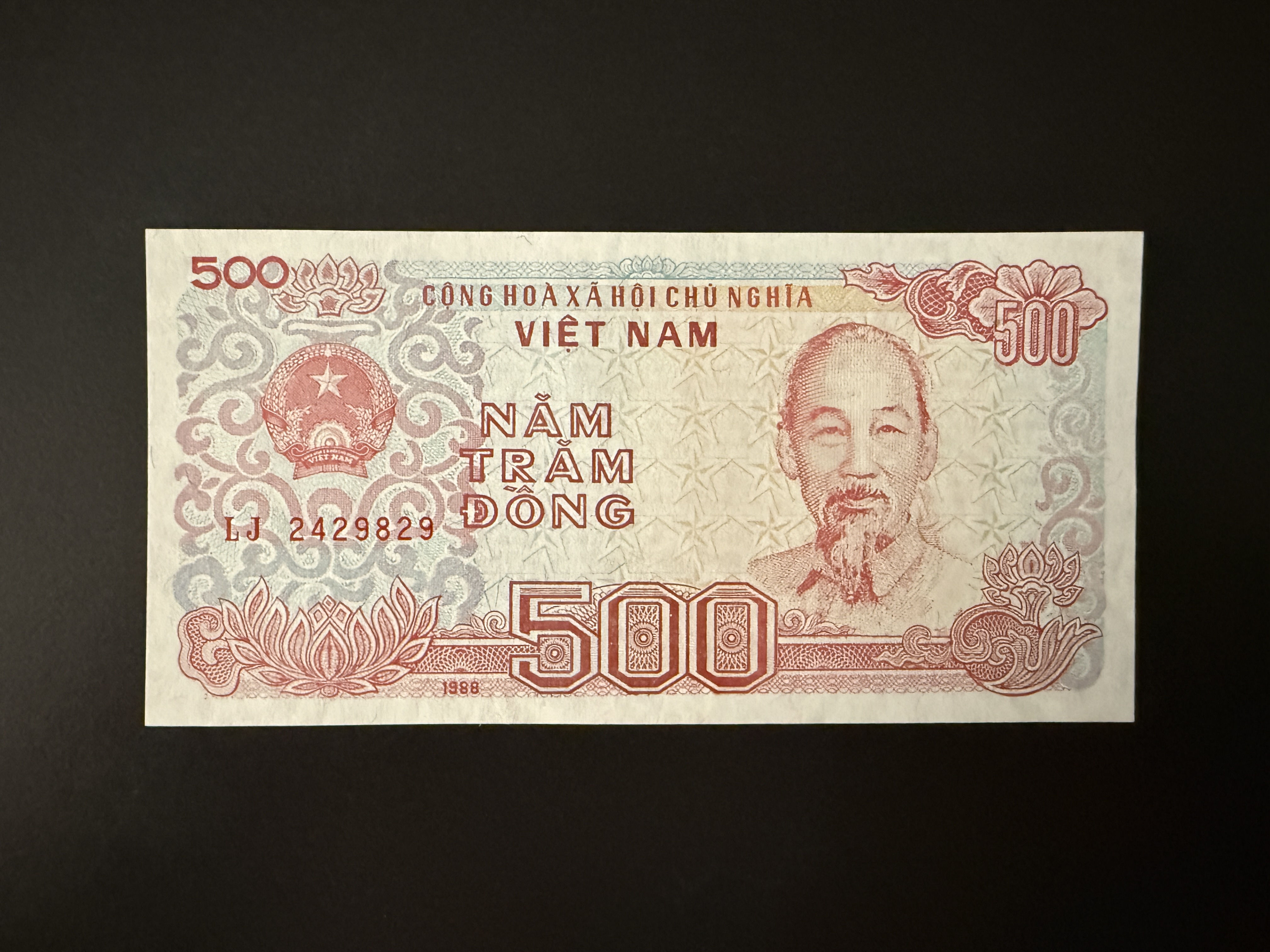 VIETNAM 500 Ðồng 1988 (P.101) UNC