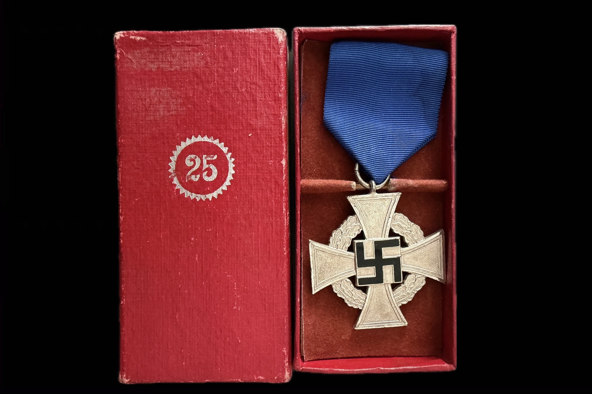 25 éves szolgálatért adományozott hűségszolgálati díszjelvény 2. fokozat szalagon OEK 3524 eredeti adományozási tokban