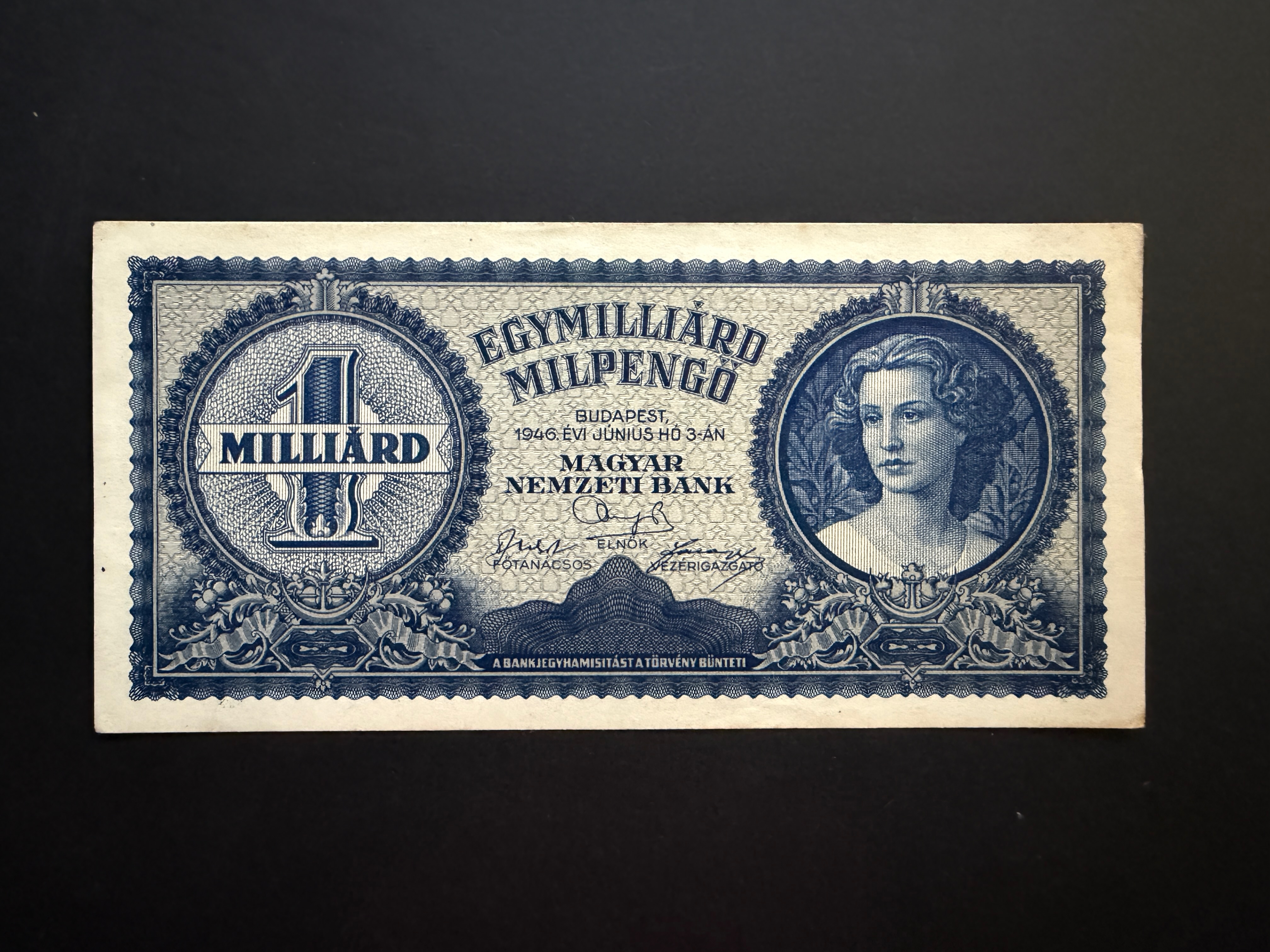 Egymilliárd Milpengő (1946) Adamo P34 aUNC